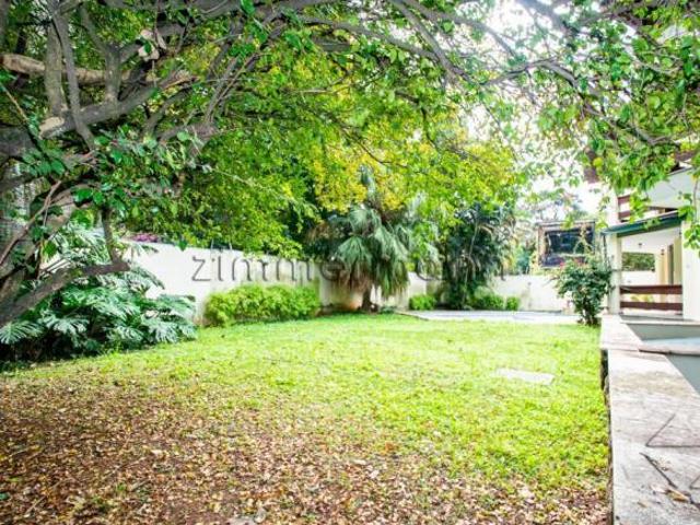 CASA SOBRADO ALTO DE PINHEIROS 4 DORMITÓRIOS