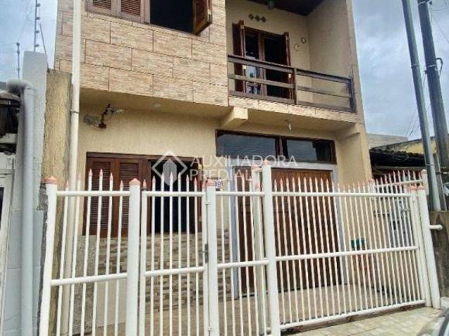 Casa sobrado de 2 quartos a venda no bairro Estância Velha