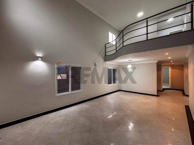 Casa sobrado em condomínio fechado para alugar com 3 suites em Vinhedo SP / Valor mensal de R$ 12.313,00