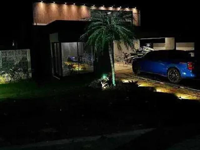 Casa / Sobrado em Condomínio para Locação em Taubaté/SP Chácara São Félix 4 Quartos