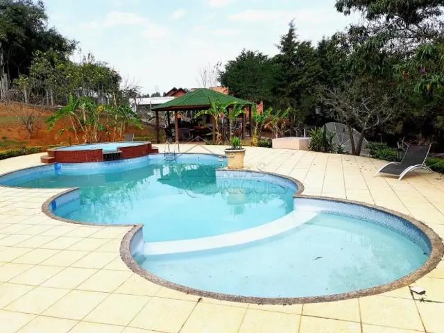 Casa / Sobrado em Condomínio para Locação em Taubaté/SP Chácaras Cataguá 6 Quartos