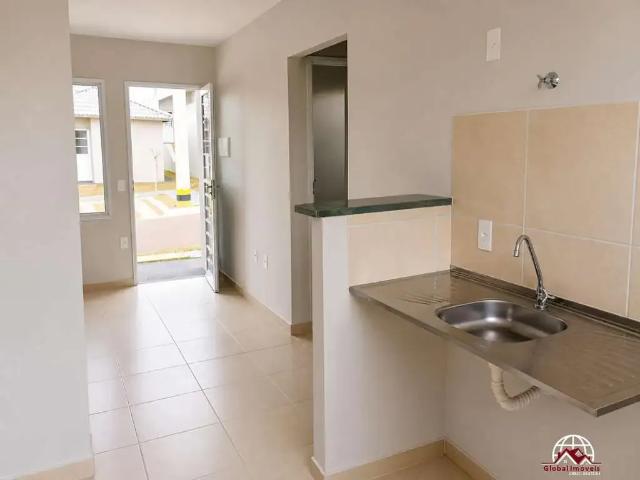 Casa / Sobrado em Condomínio para Locação em Taubaté/SP Distrito Industrial do Una II 2 Quartos