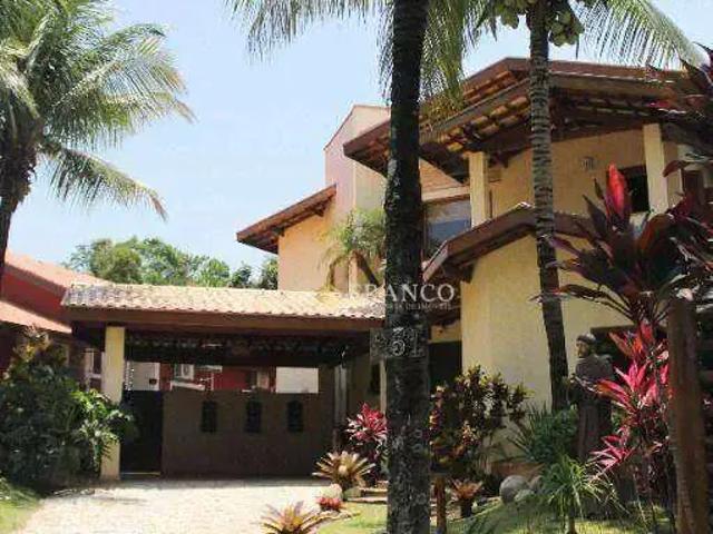 Casa / Sobrado em Condomínio para Locação em Taubaté/SP Esplanada Independência 5 Quartos