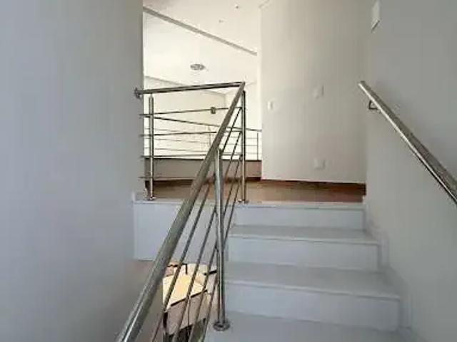 Casa / Sobrado em Condomínio para Locação em Taubaté/SP Parque São Cristóvão 3 Quartos