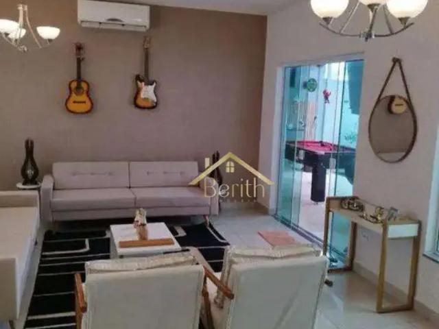 Casa / Sobrado em Condomínio para Locação em Taubaté/SP Piracangaguá 3 Quartos