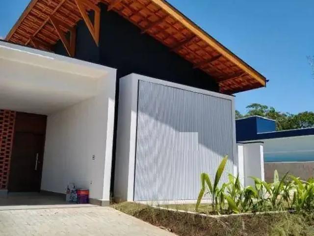Casa / Sobrado em Condomínio para Locação em Taubaté/SP Residencial Verdes Vales 3 Quartos