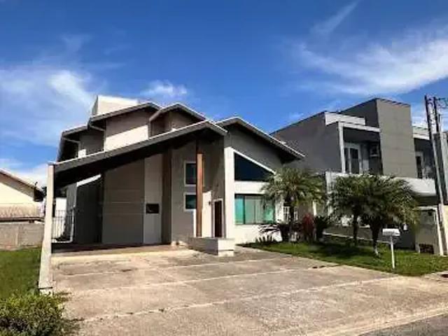Casa / Sobrado em Condomínio para Locação em Taubaté/SP Vila Costa 3 Quartos