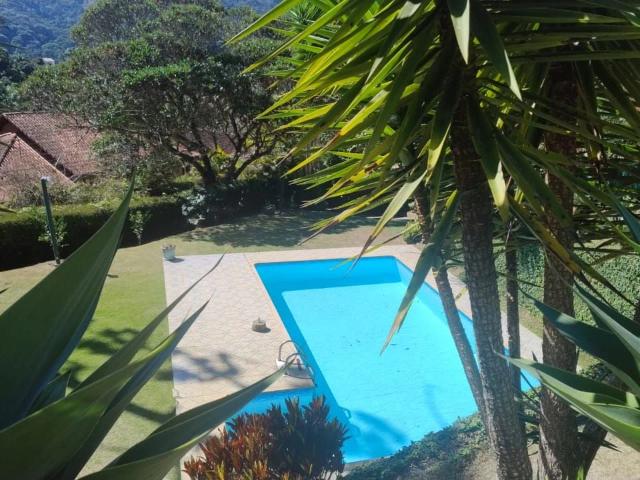 Casa / Sobrado em Condomínio para Locação em Teresópolis/RJ Albuquerque 4 Quartos