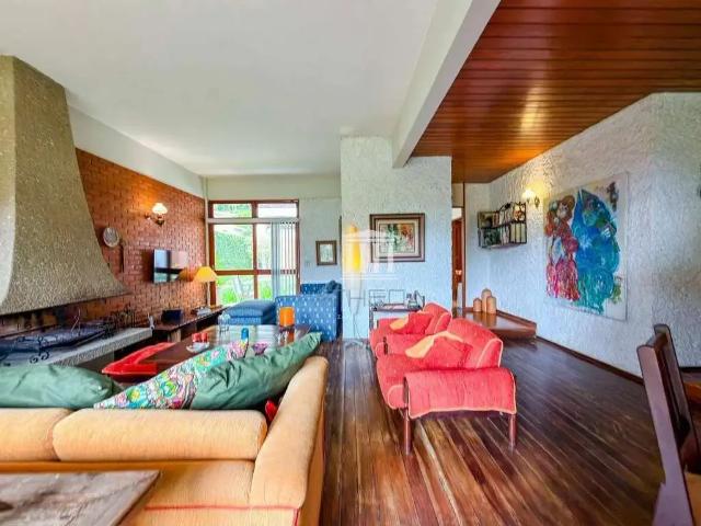 Casa / Sobrado em Condomínio para Locação em Teresópolis/RJ Posse 3 Quartos