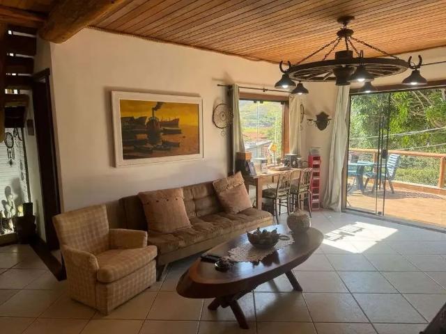 Casa / Sobrado em Condomínio para Locação em Teresópolis/RJ Vargem Grande 3 Quartos