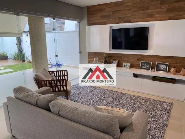 Casa / Sobrado em Condomínio para Locação em Tremembé/SP Campos do Conde II 4 Quartos