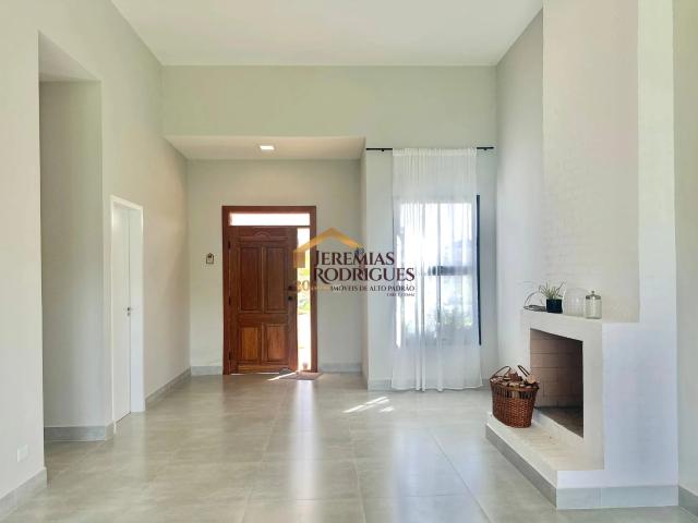 Casa / Sobrado em Condomínio para Locação em Tremembé/SP Loteamento Comercial e Residencial Village da Serra 2 Quartos