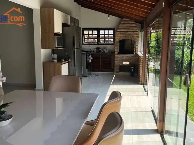 Casa / Sobrado em Condomínio para Locação em Ubatuba/SP Horto 3 Quartos