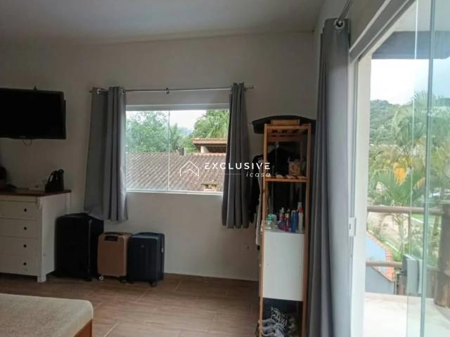 Casa / Sobrado em Condomínio para Locação em Ubatuba/SP Horto Florestal 3 Quartos