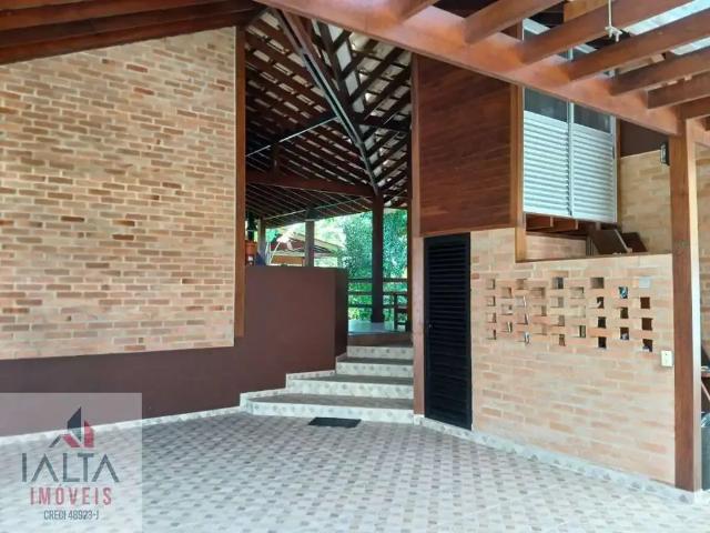 Casa / Sobrado em Condomínio para Locação em Ubatuba/SP Itamambuca 3 Quartos