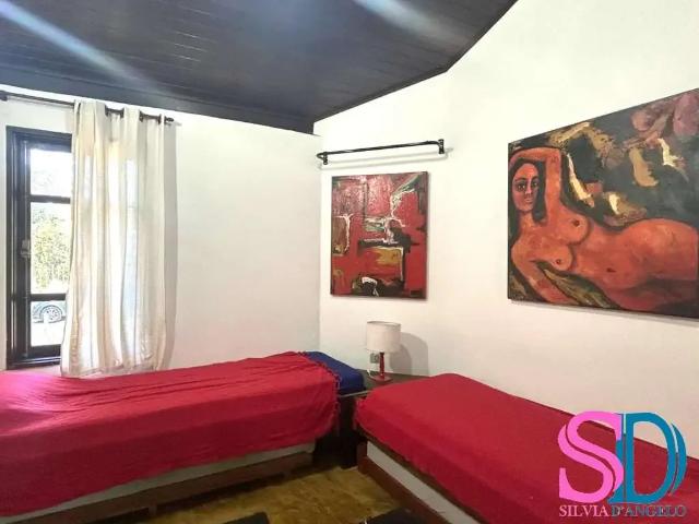 Casa / Sobrado em Condomínio para Locação em Ubatuba/SP Prumirim 4 Quartos