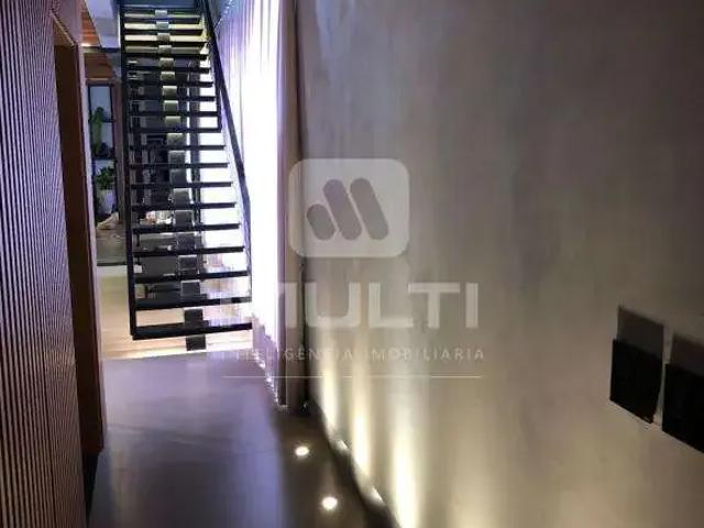 Casa / Sobrado em Condomínio para Locação em Uberlândia/MG Alphaville 4 Quartos