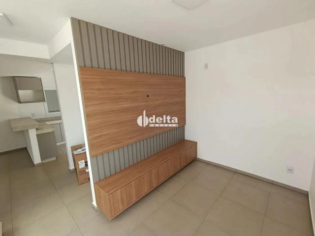 Casa / Sobrado em Condomínio para Locação em Uberlândia/MG Bosque dos Buritis 4 Quartos