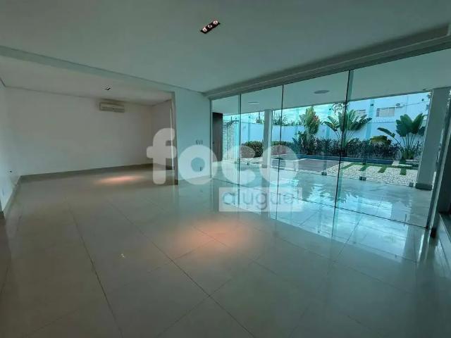 Casa / Sobrado em Condomínio para Locação em Uberlândia/MG Gávea 4 Quartos