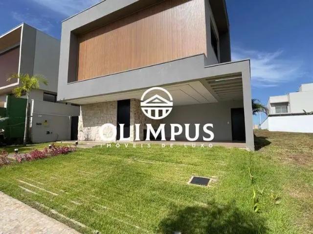 Casa / Sobrado em Condomínio para Locação em Uberlândia/MG Gávea 4 Quartos