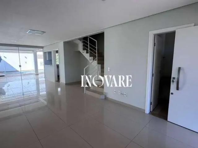 Casa / Sobrado em Condomínio para Locação em Uberlândia/MG Jardim Karaíba 3 Quartos