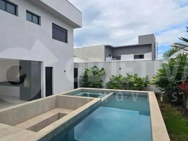 Casa / Sobrado em Condomínio para Locação em Uberlândia/MG Jardim Versailles 4 Quartos