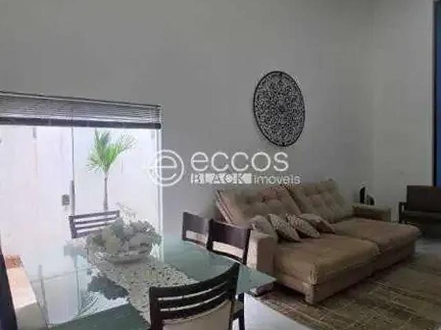 Casa / Sobrado em Condomínio para Locação em Uberlândia/MG Shopping Park 3 Quartos