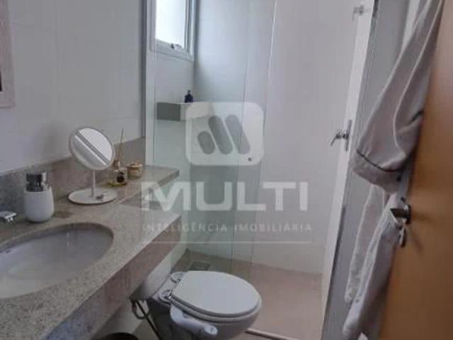 Casa / Sobrado em Condomínio para Locação em Uberlândia/MG Valparaíso 3 Quartos
