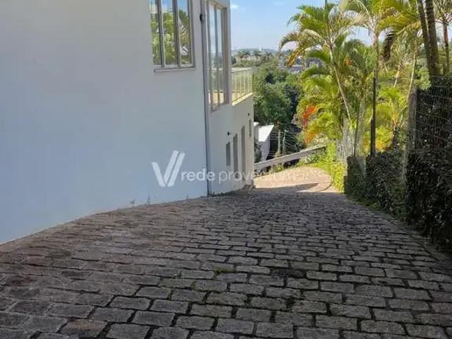 Casa / Sobrado em Condomínio para Locação em Valinhos/SP Chácara Flora 5 Quartos