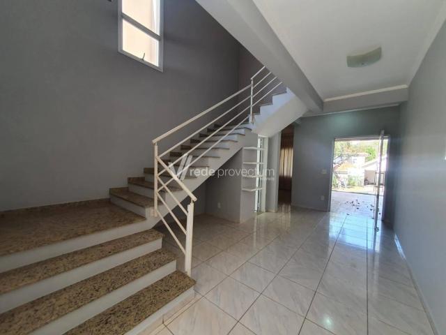 Casa / Sobrado em Condomínio para Locação em Valinhos/SP Jardim América II 3 Quartos