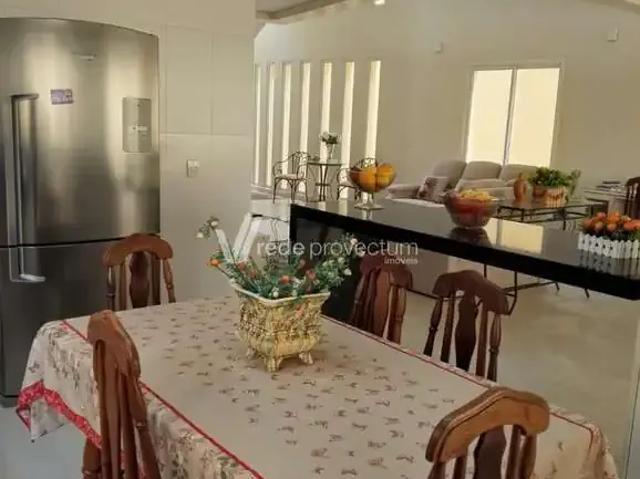 Casa / Sobrado em Condomínio para Locação em Valinhos/SP Jardim Lorena 3 Quartos