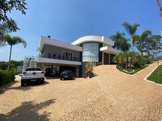 Casa / Sobrado em Condomínio para Locação em Valinhos/SP Joapiranga 3 Quartos