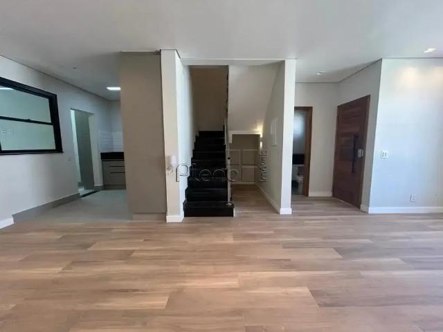 Casa / Sobrado em Condomínio para Locação em Valinhos/SP Lenheiro 3 Quartos