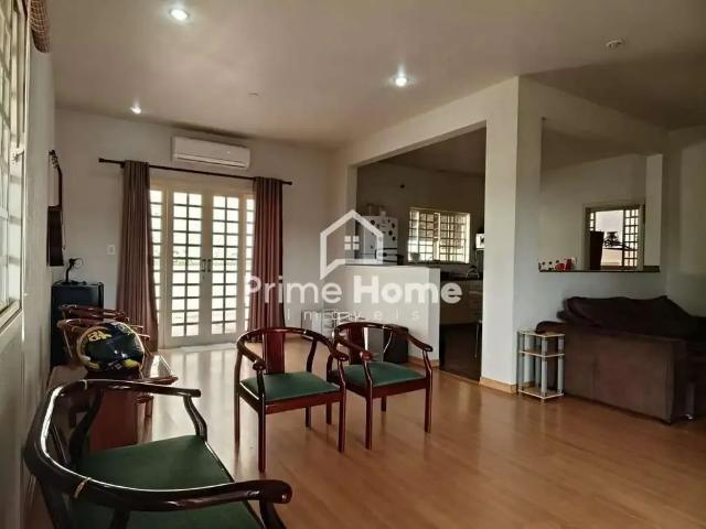 Casa / Sobrado em Condomínio para Locação em Valinhos/SP Lenheiro 4 Quartos