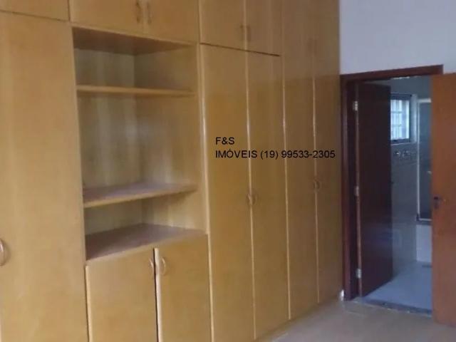 Casa / Sobrado em Condomínio para Locação em Valinhos/SP Parque dos Cocais 3 Quartos