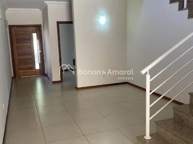 Casa / Sobrado em Condomínio para Locação em Valinhos/SP Pinheiro 3 Quartos