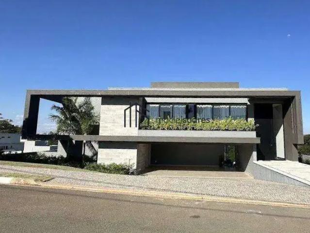 Casa / Sobrado em Condomínio para Locação em Valinhos/SP Residencial Vila Lombarda 5 Quartos
