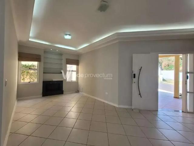 Casa / Sobrado em Condomínio para Locação em Valinhos/SP Residencial Villaggio Fiorentino 4 Quartos