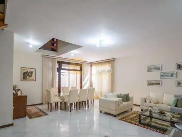 Casa / Sobrado em Condomínio para Locação em Valinhos/SP Roncáglia 3 Quartos