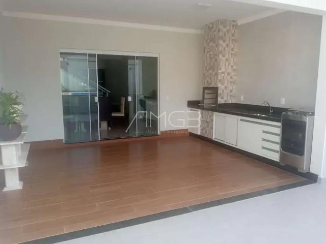 Casa / Sobrado em Condomínio para Locação em Valinhos/SP Roncáglia 3 Quartos