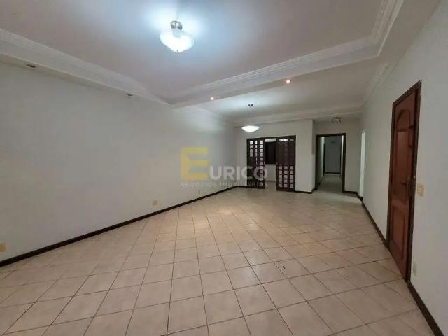 Casa / Sobrado em Condomínio para Locação em Valinhos/SP Vila Capuava 3 Quartos