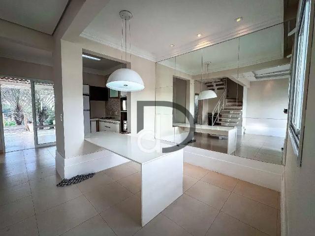 Casa / Sobrado em Condomínio para Locação em Valinhos/SP Vila Jair 3 Quartos