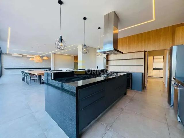 Casa / Sobrado em Condomínio para Locação em Valinhos/SP Villa Lombarda 5 Quartos