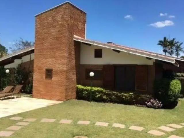 Casa / Sobrado em Condomínio para Locação em Valinhos/SP Village Sans Souci 4 Quartos