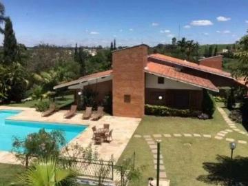 Casa / Sobrado em Condomínio para Locação em Valinhos/SP Village Sans Souci 4 Quartos