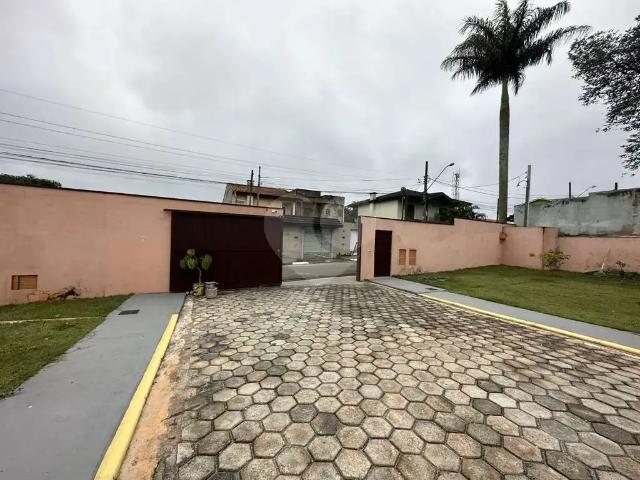 Casa / Sobrado em Condomínio para Locação em Vargem Grande Paulista/SP Centro 2 Quartos