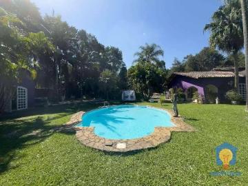 Casa / Sobrado em Condomínio para Locação em Vargem Grande Paulista/SP Monte Catine 4 Quartos