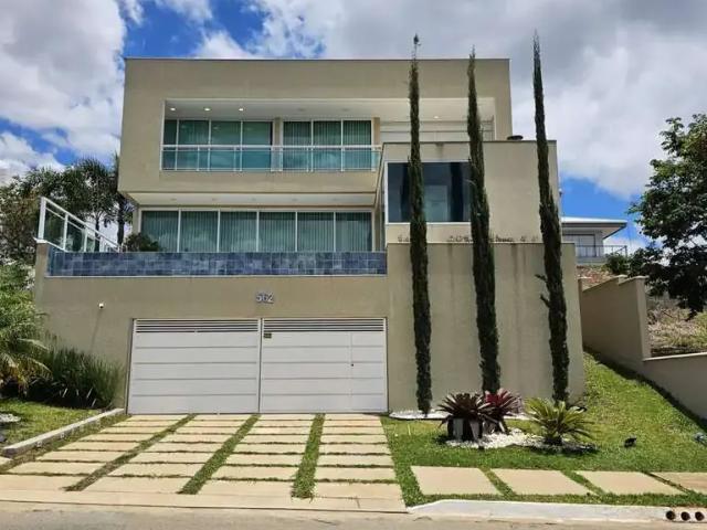 Casa / Sobrado em Condomínio para Locação em Vespasiano/MG Gran Park 4 Quartos