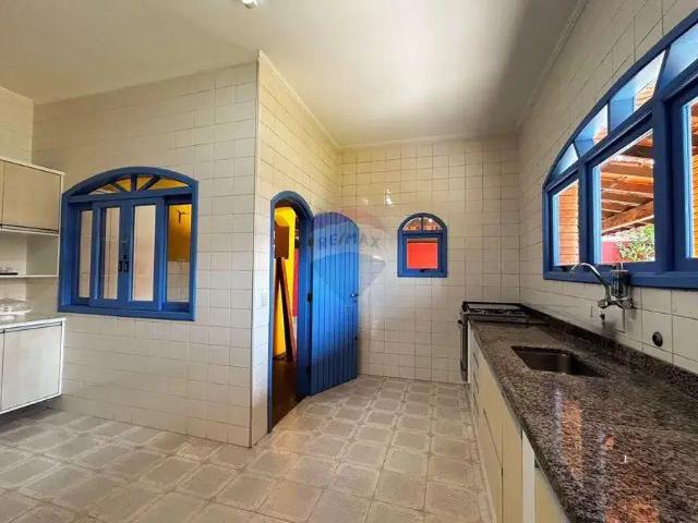 Casa / Sobrado em Condomínio para Locação em Vinhedo/SP Condomínio Vista Alegre 4 Quartos