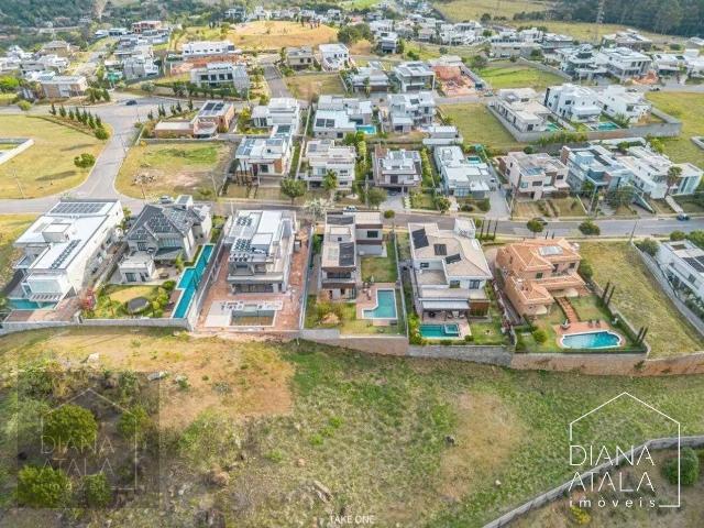 Casa / Sobrado em Condomínio para Locação em Vinhedo/SP Condomínio Campo de Toscana 4 Quartos